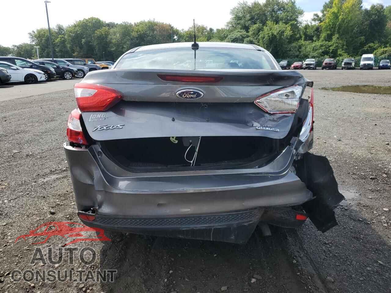 FORD FOCUS 2014 - 1FADP3F23EL285361