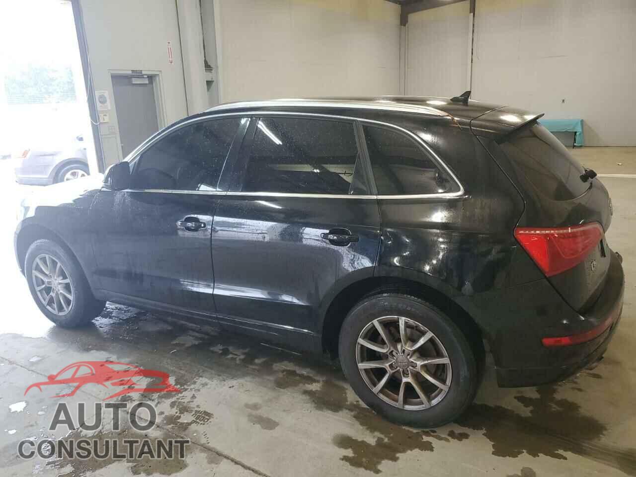 AUDI Q5 2010 - WA1CKAFP2AA027157
