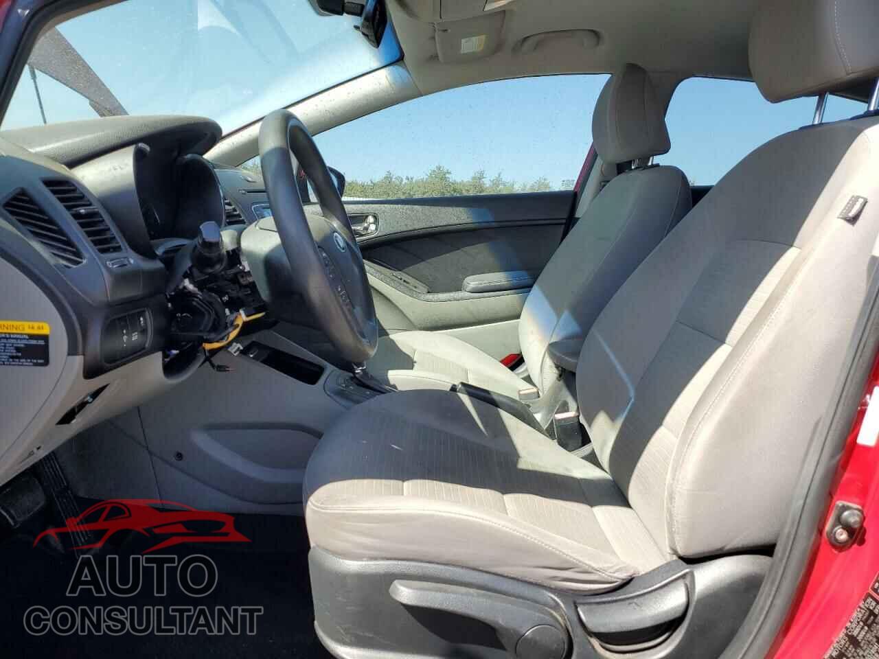 KIA FORTE 2016 - KNAFX4A67G5574041