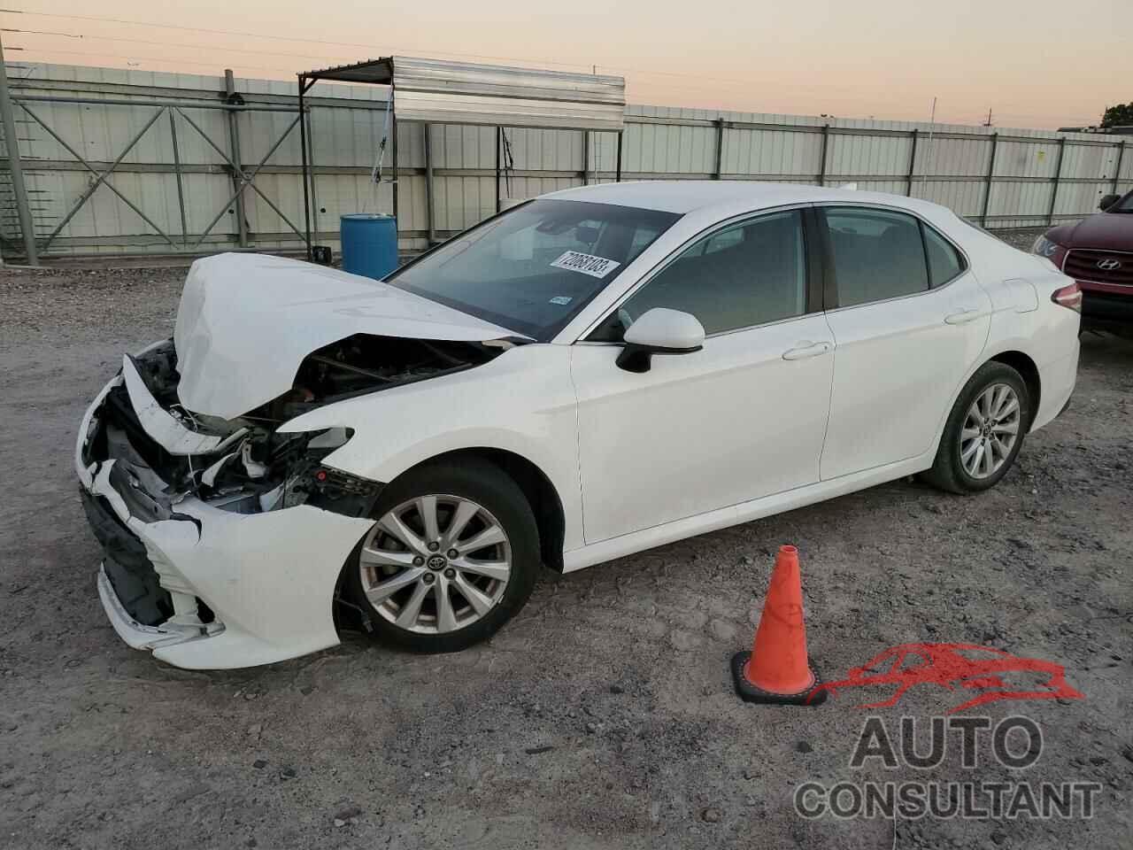 TOYOTA CAMRY 2020 - 4T1C11AK2LU861012