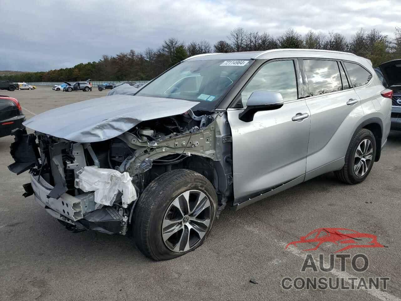 TOYOTA HIGHLANDER 2021 - 5TDGZRBH2MS547849