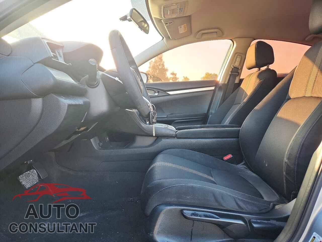 HONDA CIVIC 2017 - 19XFC2F52HE223630