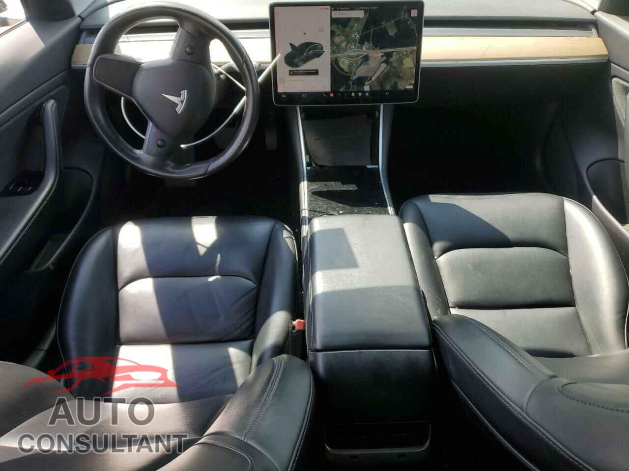 TESLA MODEL 3 2019 - 5YJ3E1EB4KF385727