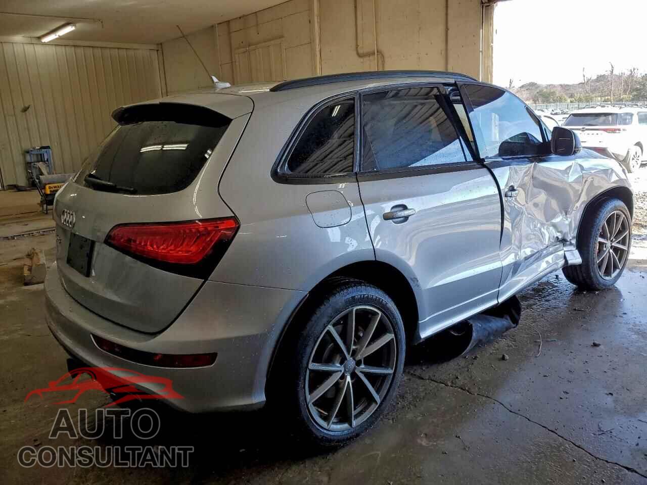 AUDI SQ5 2016 - WA1CCAFP8GA005654