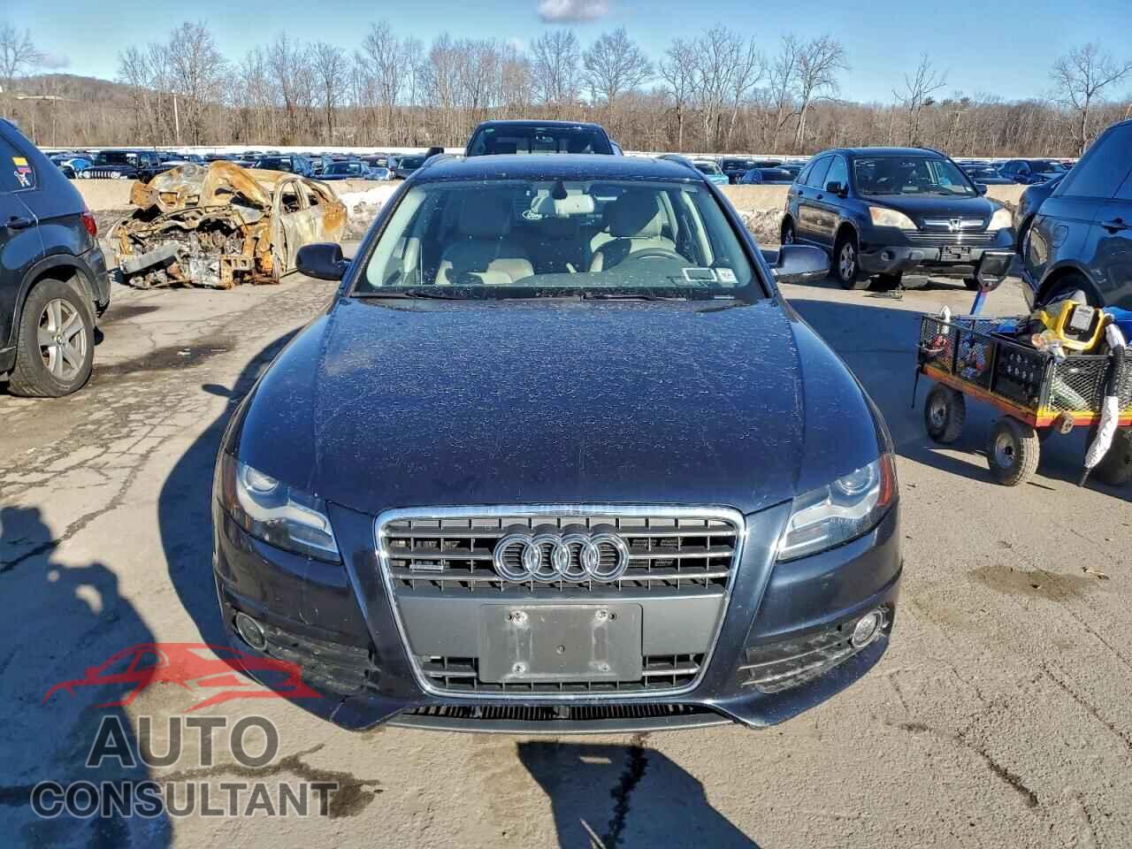 AUDI A4 2012 - WAUWFAFL7CA073359