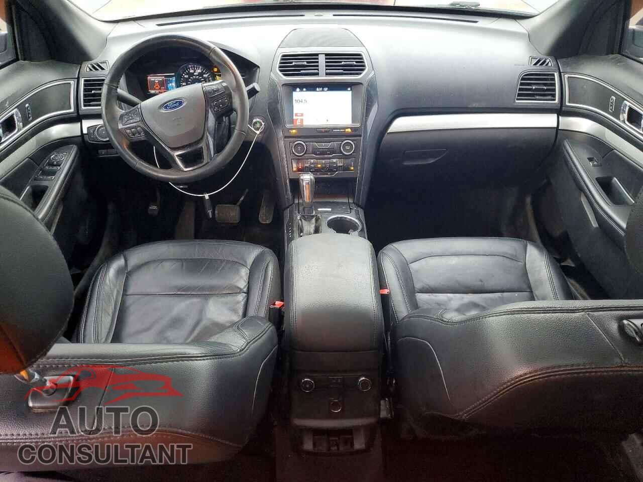 FORD EXPLORER 2017 - 1FM5K8D88HGD27419