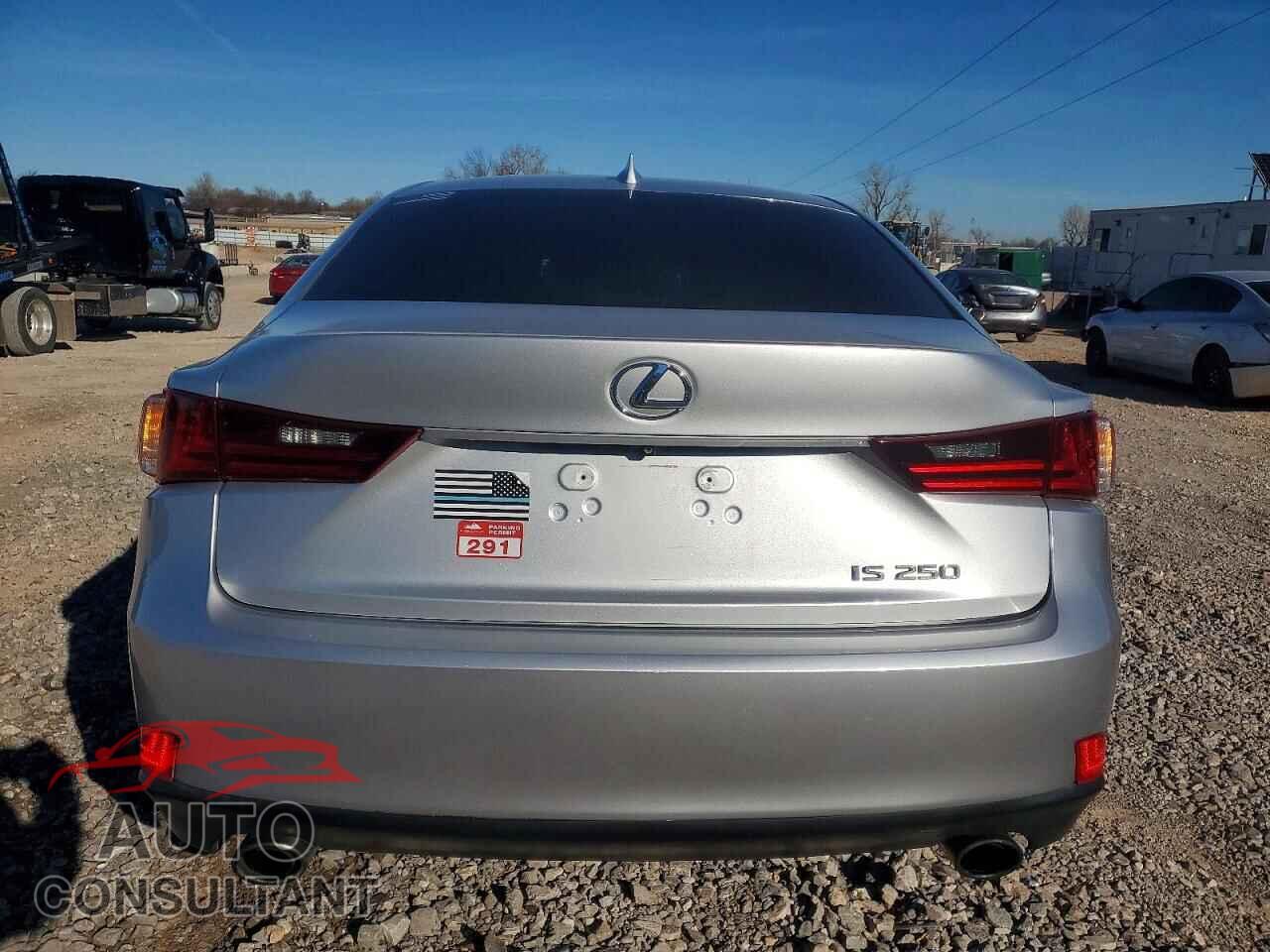 LEXUS IS 2014 - JTHBF1D20E5008259