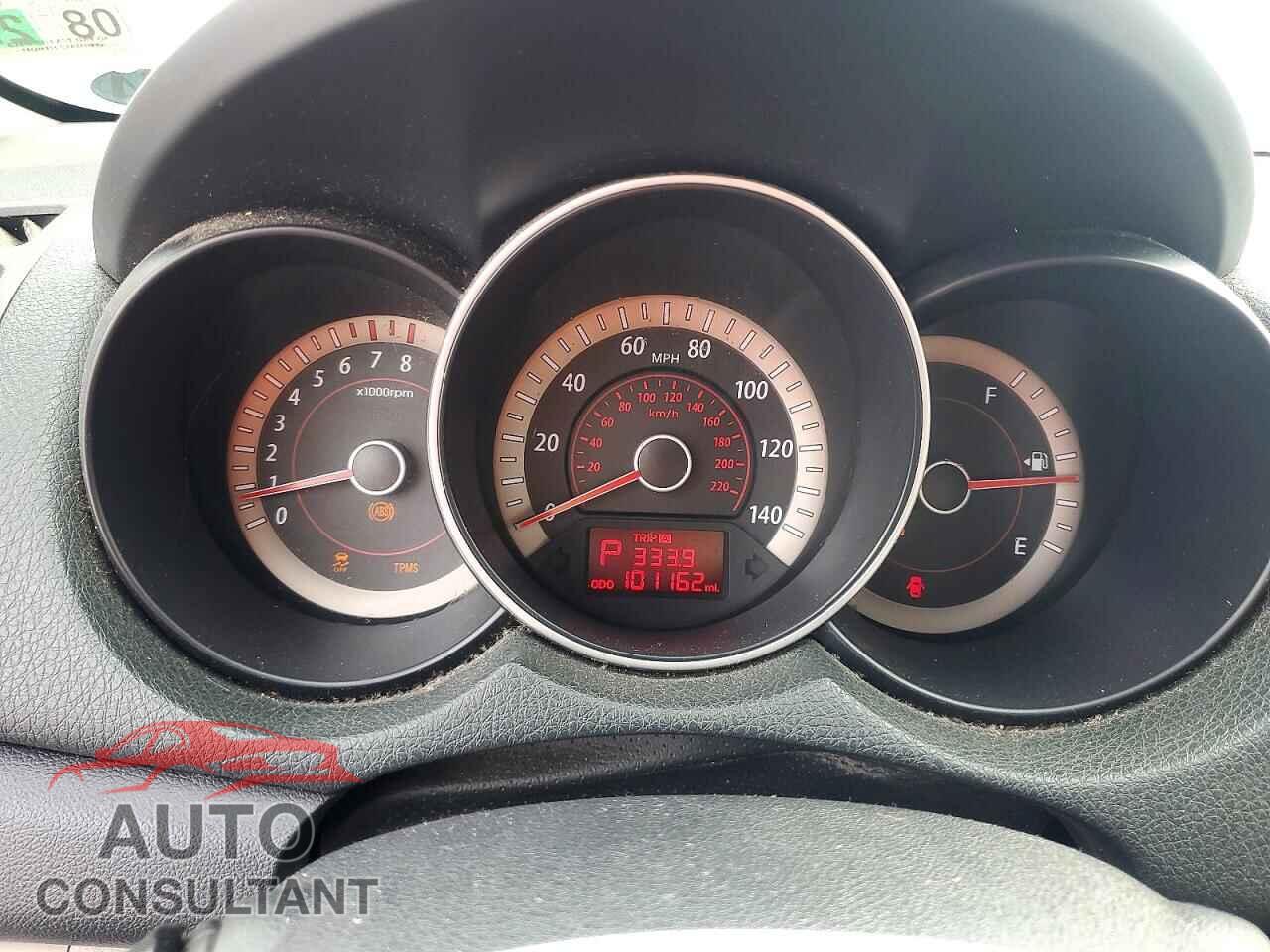 KIA FORTE 2010 - KNAFU4A22A5116677
