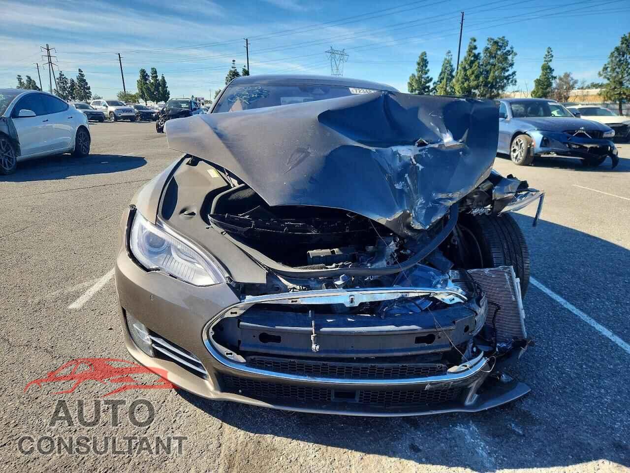 TESLA MODEL S 2015 - 5YJSA1E13FF109690