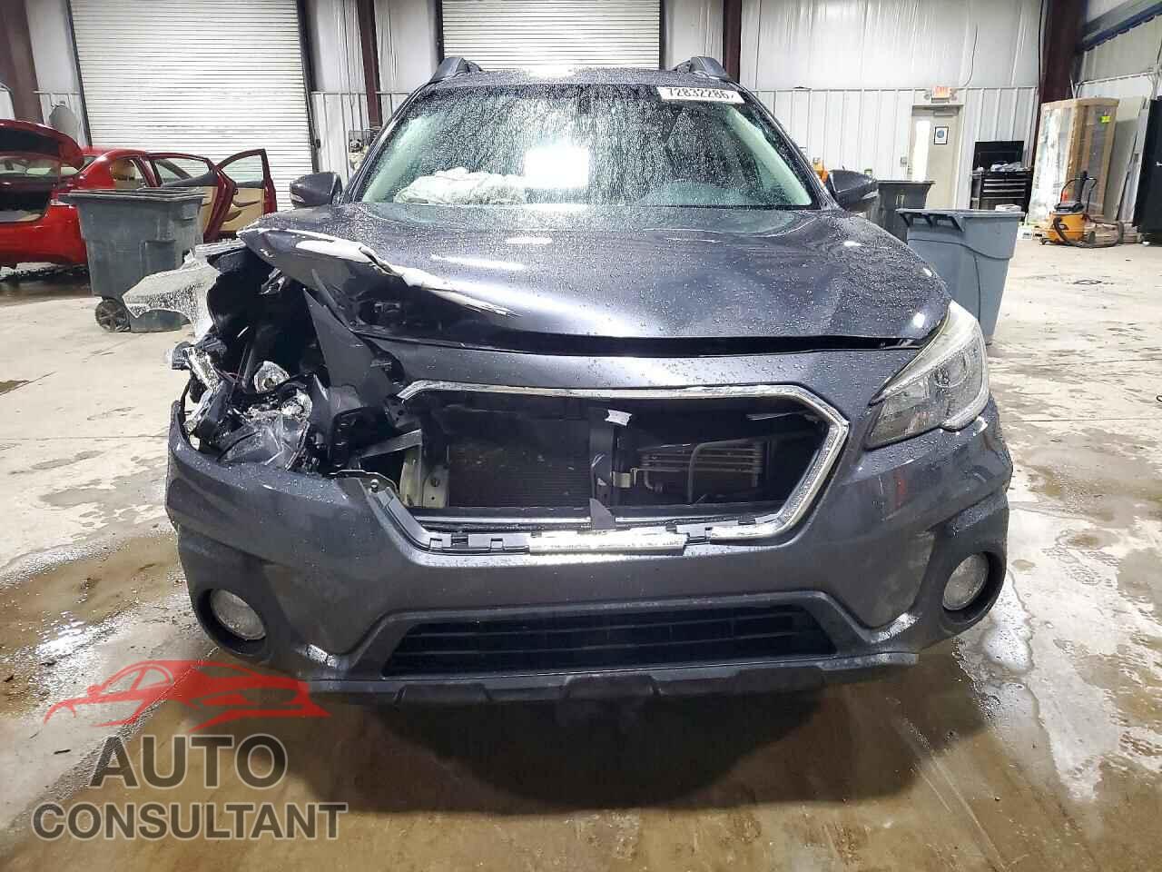 SUBARU OUTBACK 2018 - 4S4BSAFC2J3218432