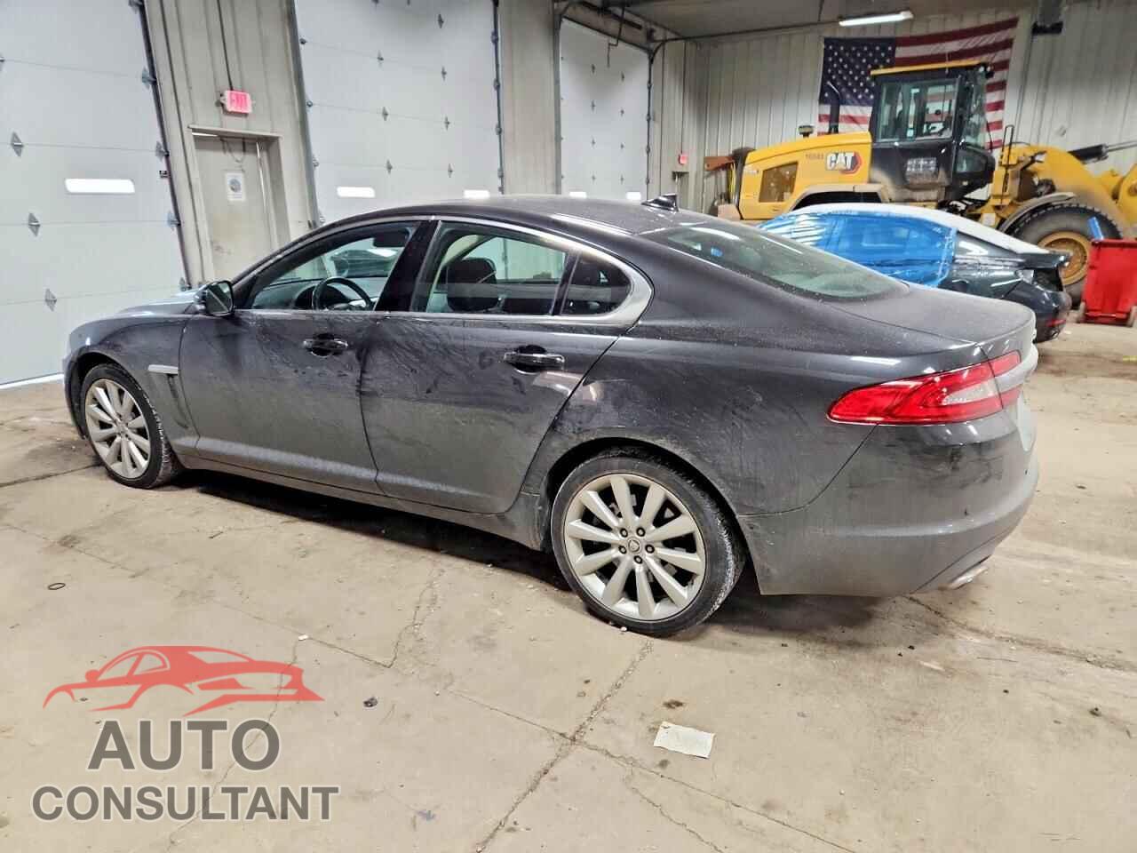 JAGUAR XF 2013 - SAJWJ0EF9D8S71832