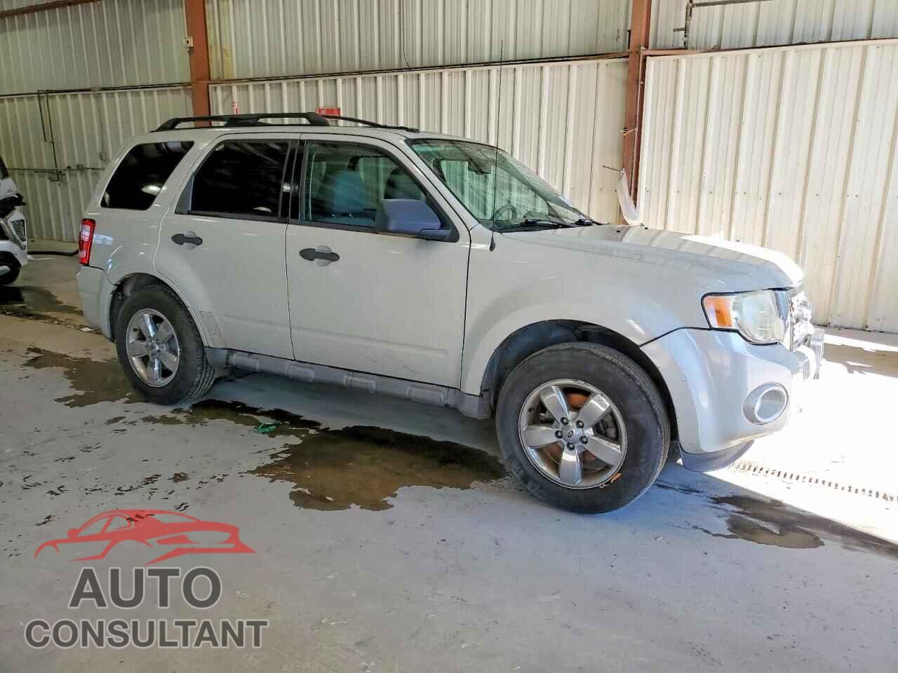 FORD ESCAPE 2009 - 1FMCU03G09KA80102