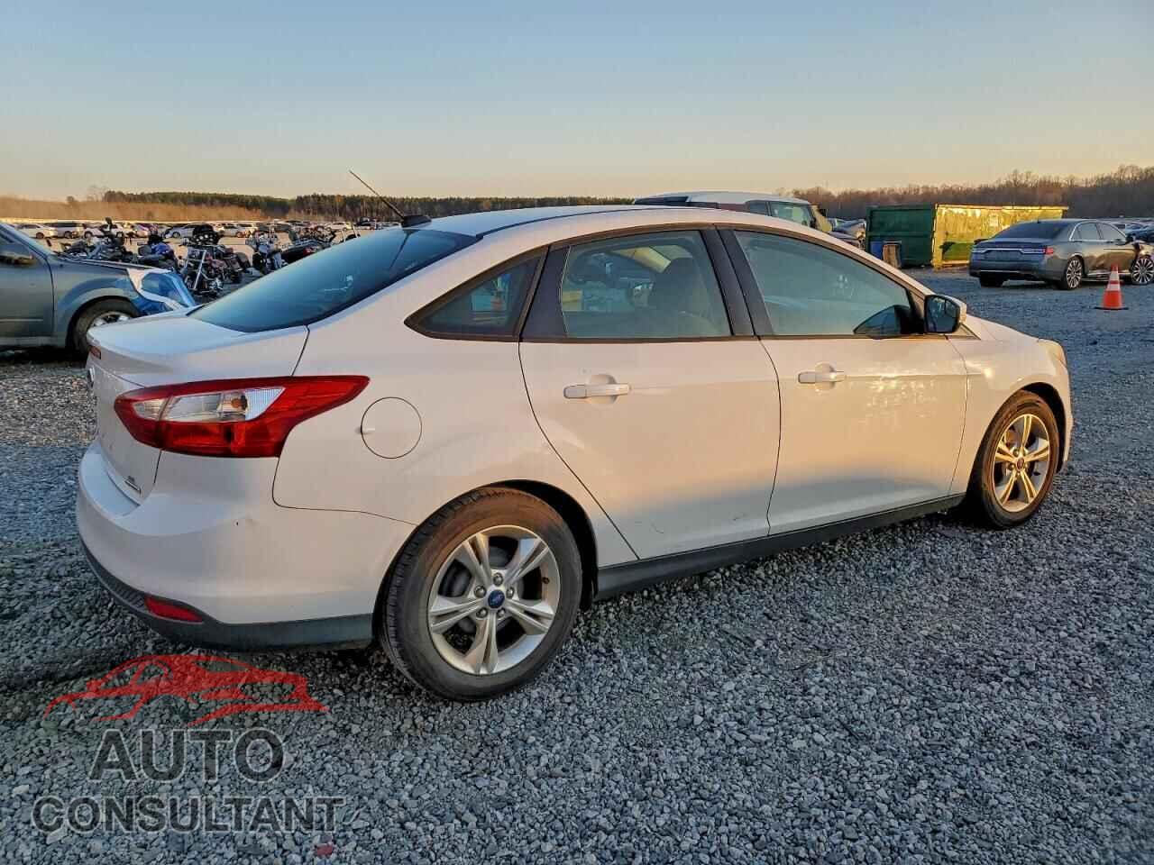 FORD FOCUS 2013 - 1FADP3F20DL376182