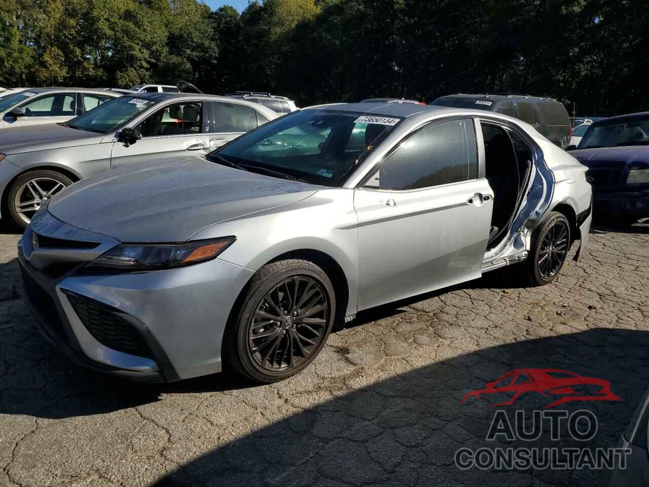 TOYOTA CAMRY 2021 - 4T1G11AK2MU489156