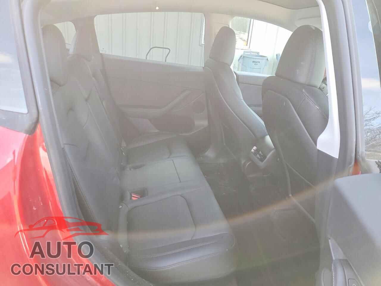 TESLA MODEL Y 2023 - 7SAYGDED1PF959875