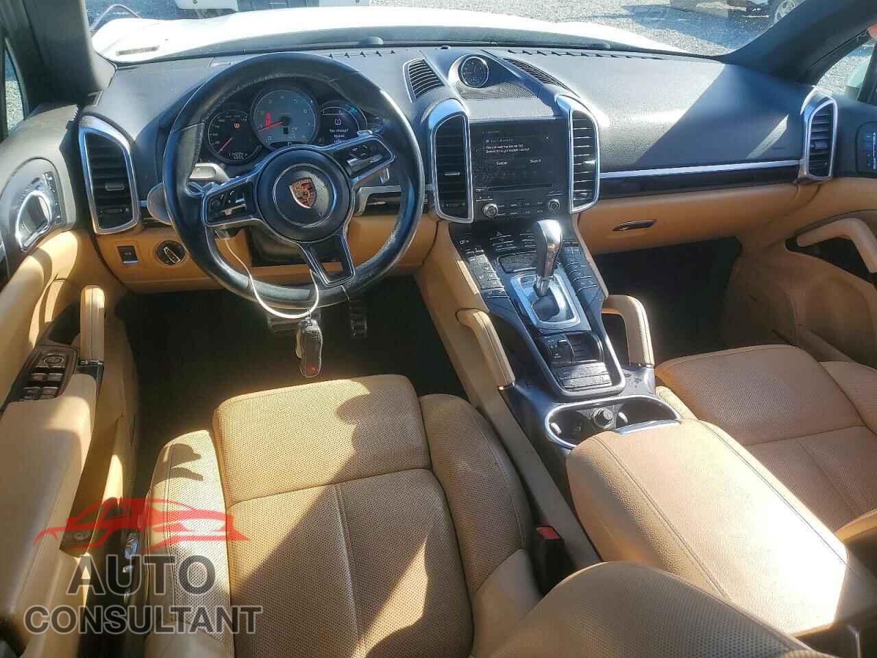 PORSCHE CAYENNE 2018 - WP1AB2A26JLA60891
