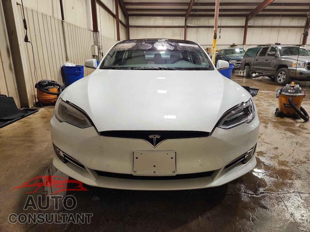 TESLA MODEL S 2020 - 5YJSA1E27LF356473