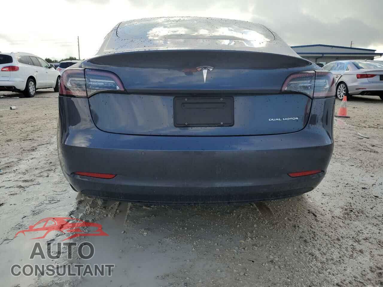 TESLA MODEL 3 2022 - 5YJ3E1EB7NF233574