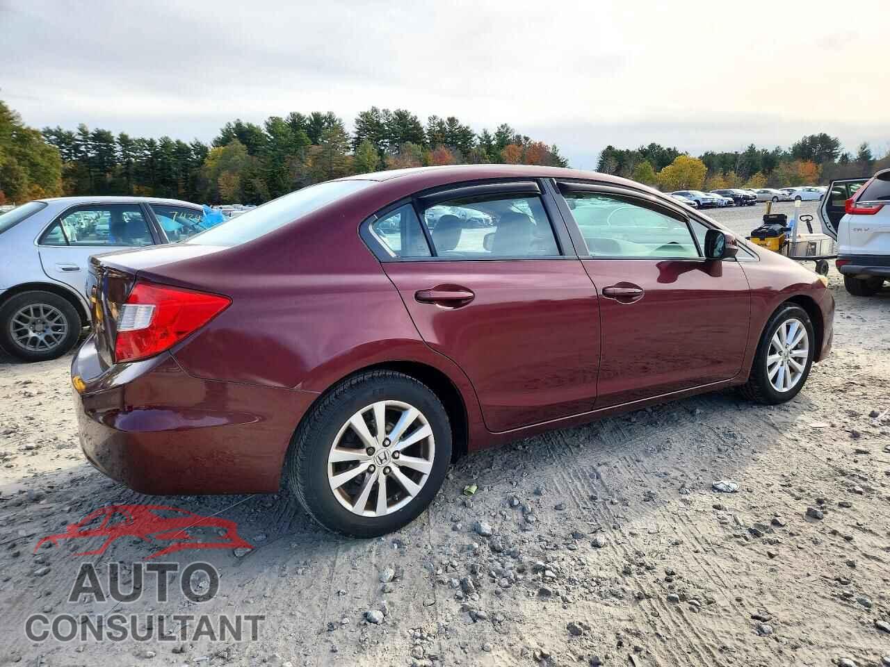 HONDA CIVIC 2012 - 2HGFB2F99CH543421