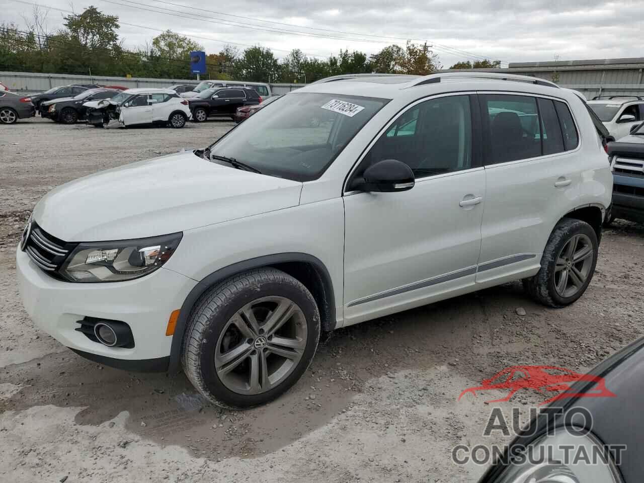 VOLKSWAGEN TIGUAN 2017 - WVGTV7AX6HK022793