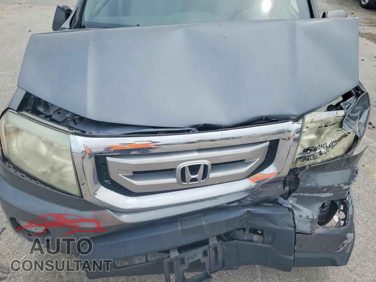 HONDA PILOT 2011 - 5FNYF4H49BB101090
