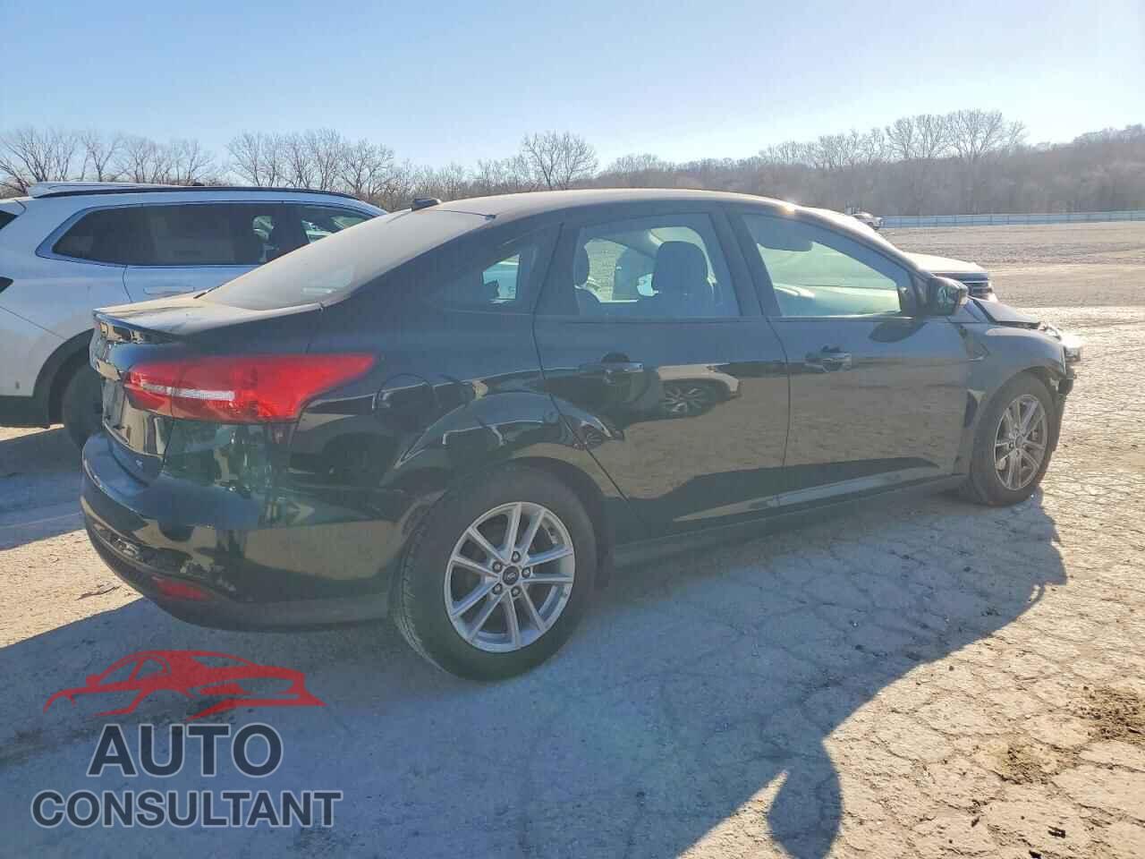 FORD FOCUS 2017 - 1FADP3F20HL217068