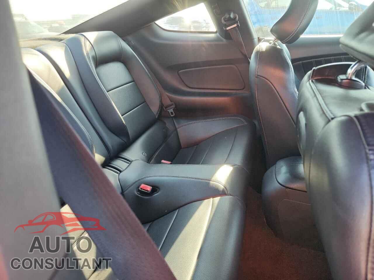 FORD MUSTANG 2015 - 1FA6P8TH9F5346927