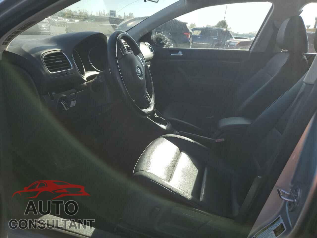 VOLKSWAGEN JETTA 2014 - 3VWPL7AJ5EM601783
