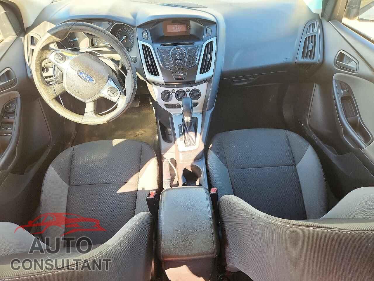 FORD FOCUS 2012 - 1FAHP3F25CL179573