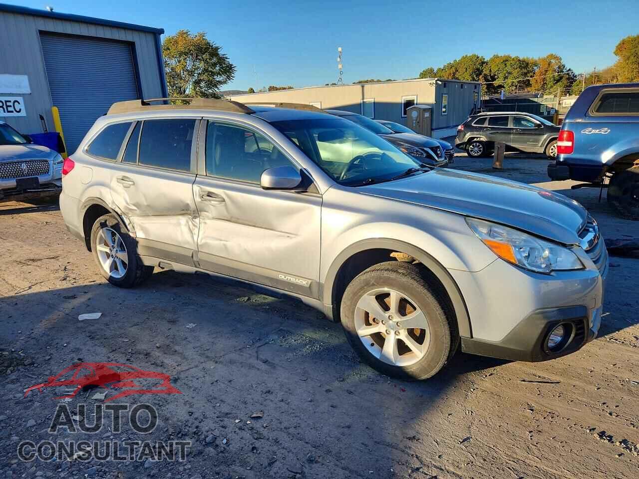 SUBARU OUTBACK 2013 - 4S4BRBKC8D3247235