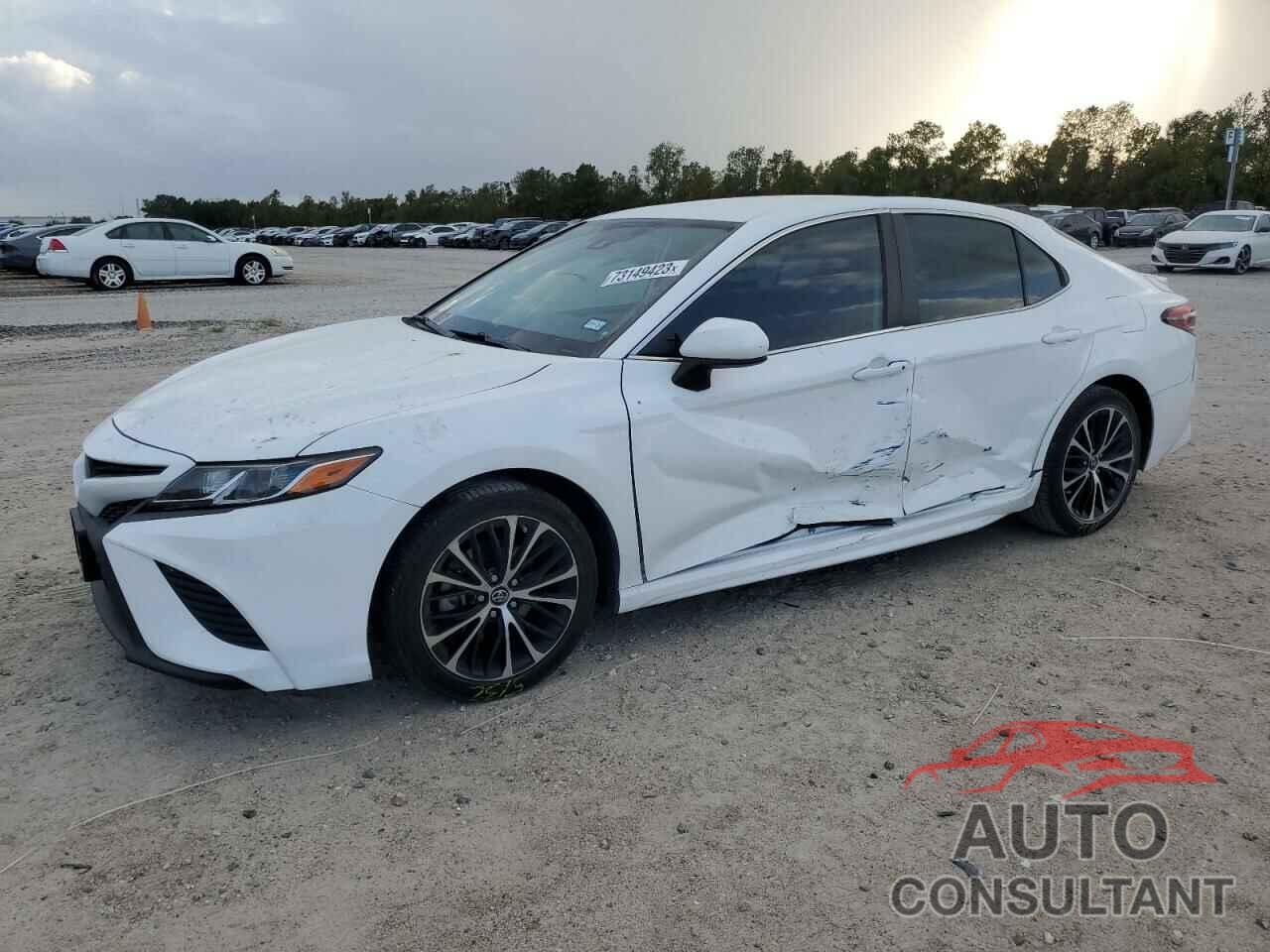 TOYOTA CAMRY 2019 - 4T1B11HK3KU235825