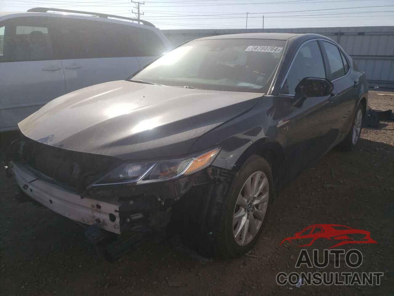 TOYOTA CAMRY 2018 - 4T1B11HK4JU502355
