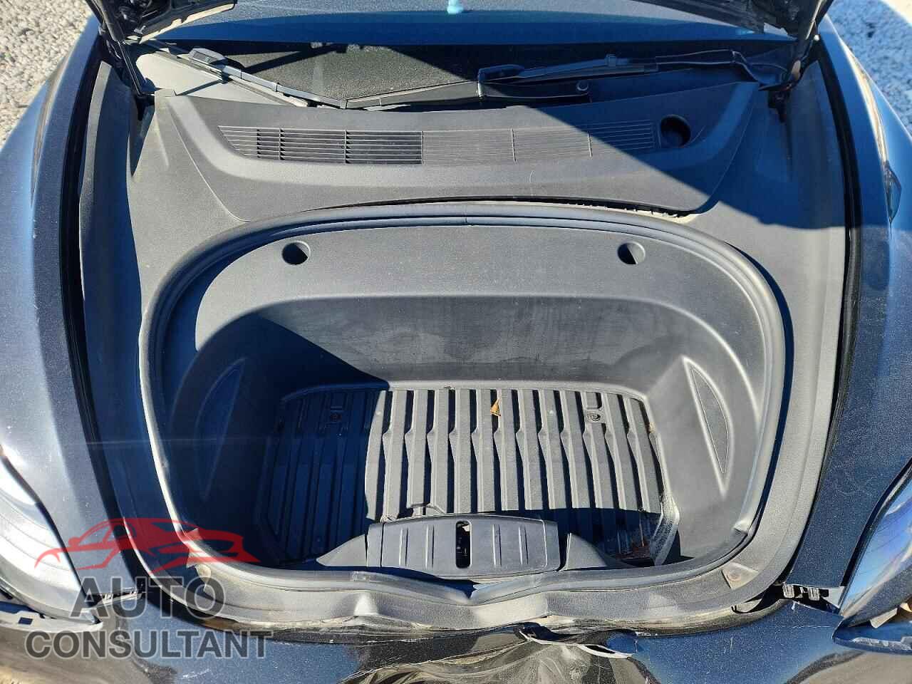 TESLA MODEL 3 2023 - 5YJ3E1EB9PF633347