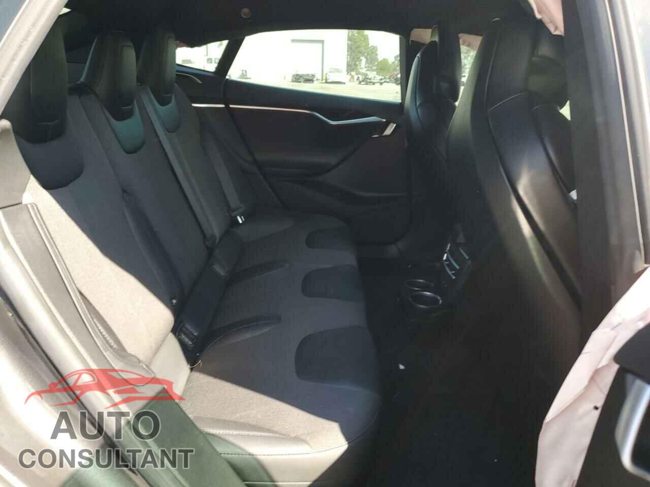 TESLA MODEL S 2017 - 5YJSA1E10HF203688
