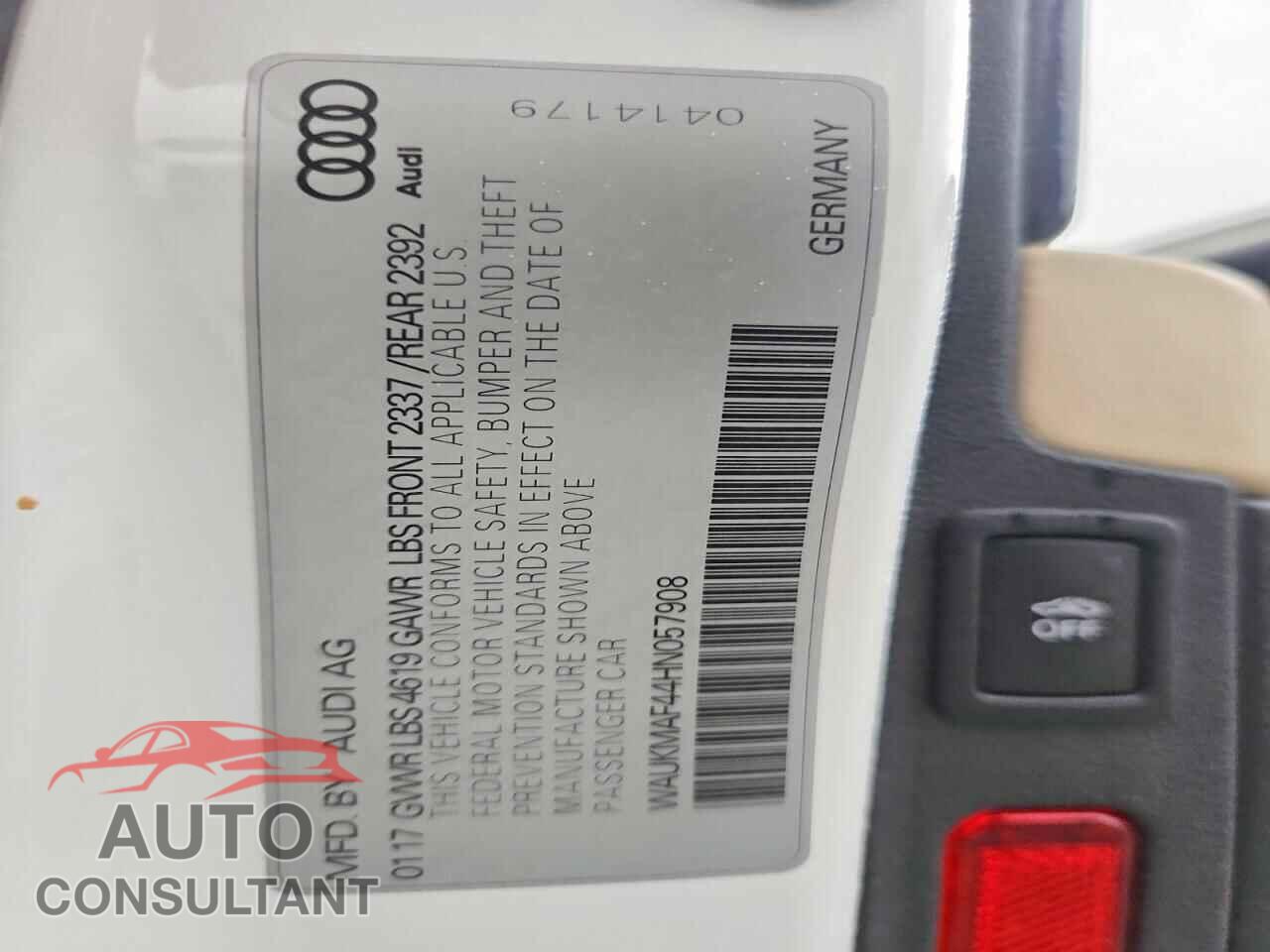 AUDI A4 2017 - WAUKMAF44HN057908