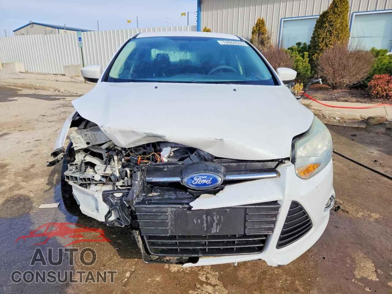 FORD FOCUS 2012 - 1FAHP3F24CL233154