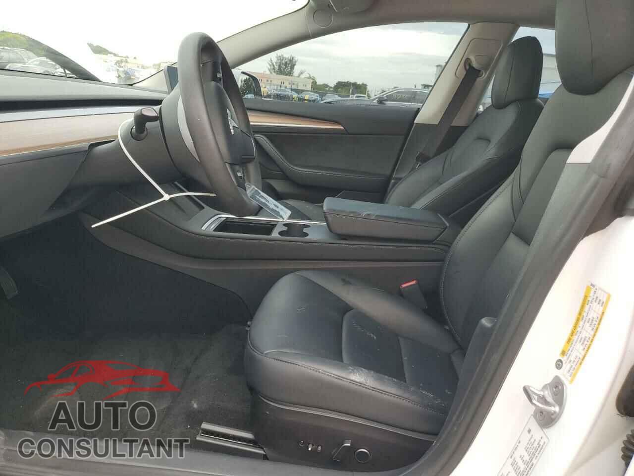 TESLA MODEL 3 2023 - 5YJ3E1EAXPF394303