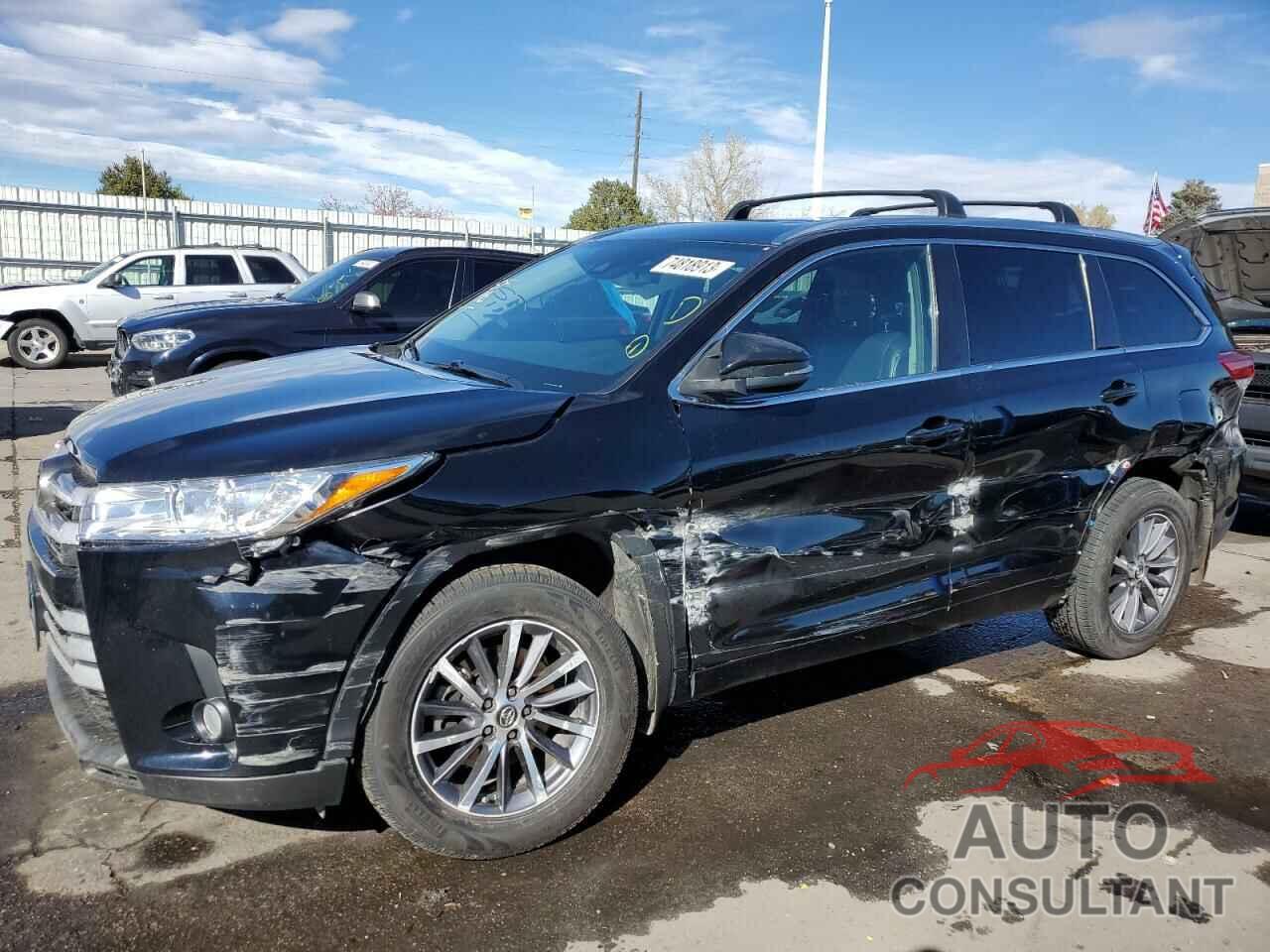 TOYOTA HIGHLANDER 2018 - 5TDJZRFH8JS814956