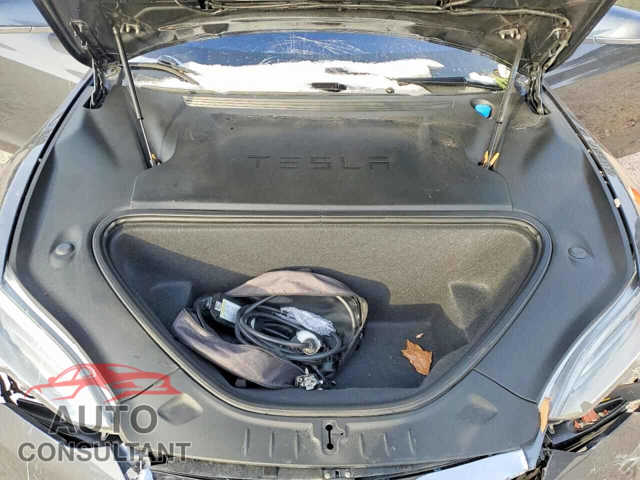 TESLA MODEL S 2018 - 5YJSA1E28JF297141