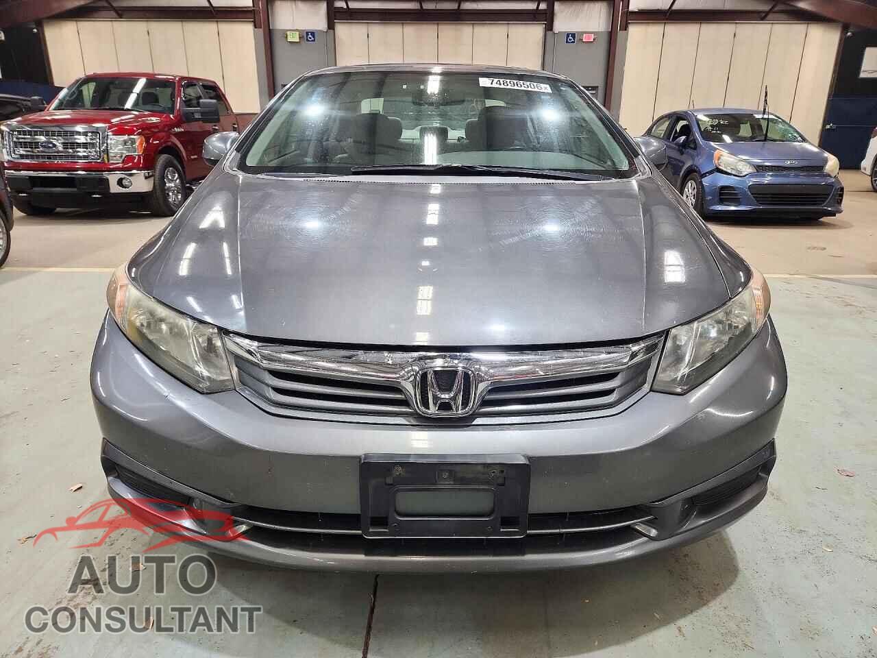 HONDA CIVIC 2012 - 2HGFB2F90CH526782