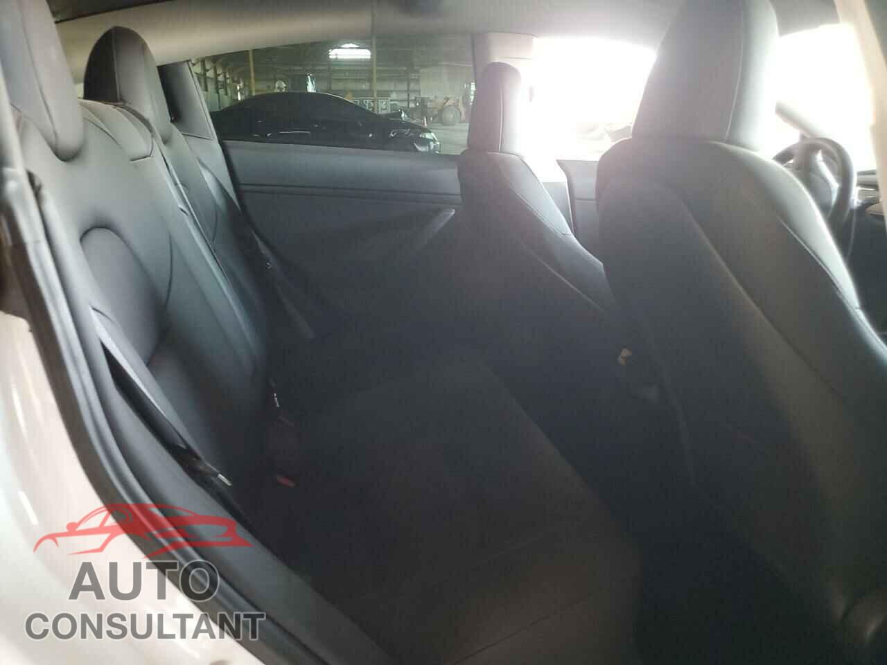 TESLA MODEL 3 2023 - 5YJ3E1EB1PF710423