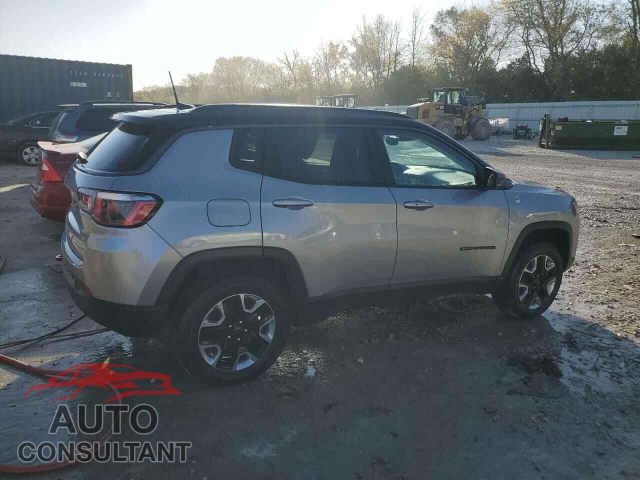 JEEP COMPASS 2018 - 3C4NJDDB4JT210384