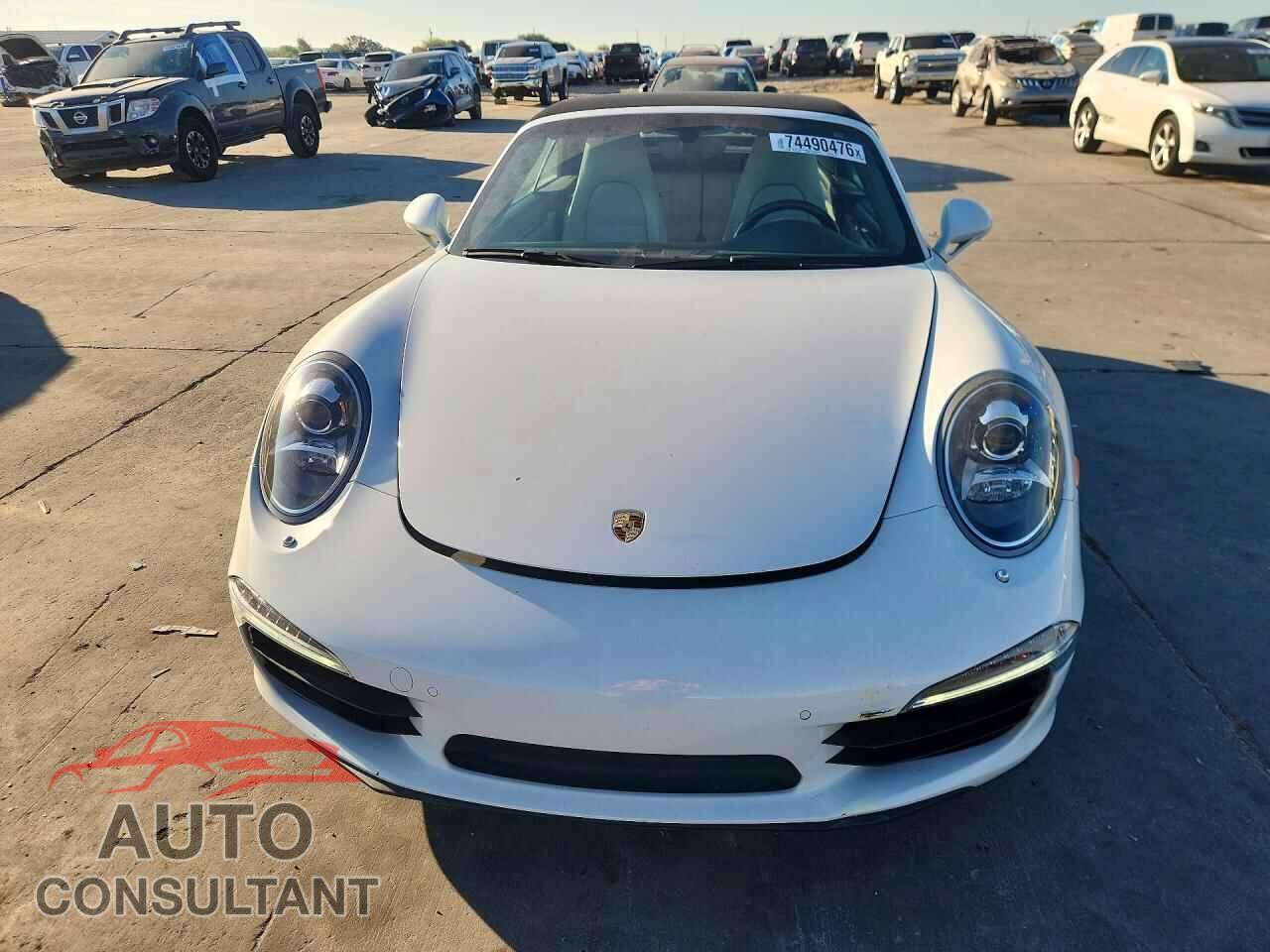 PORSCHE 911 2014 - WP0CA2A91ES140623