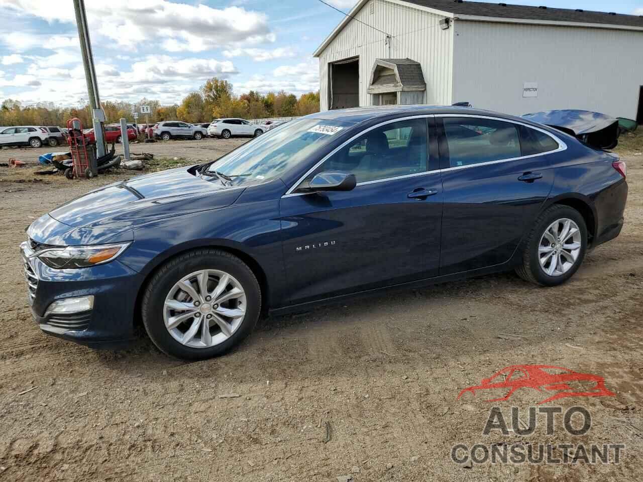 CHEVROLET MALIBU 2021 - 1G1ZD5ST1MF037571