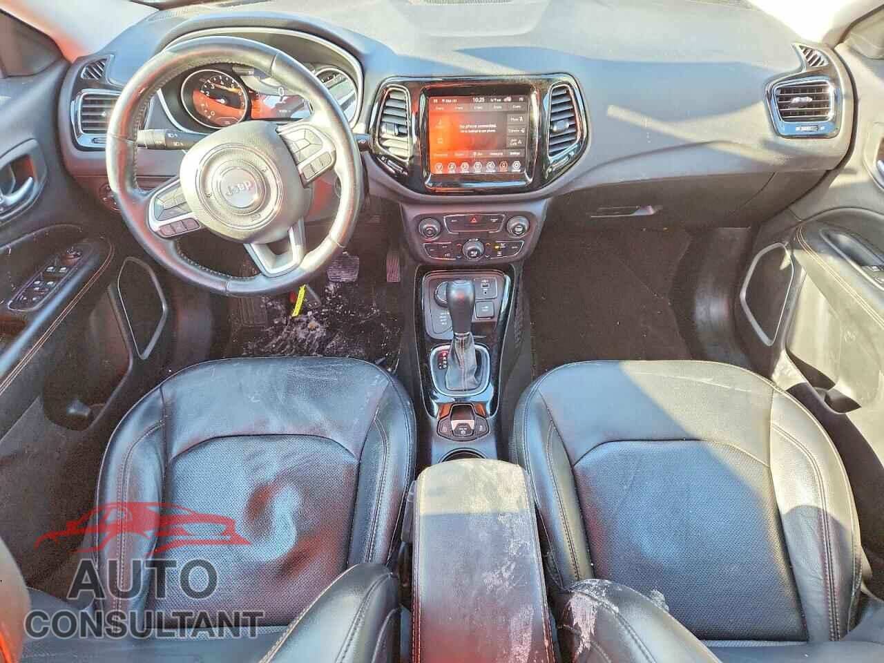 JEEP COMPASS 2020 - 3C4NJDCB0LT228658