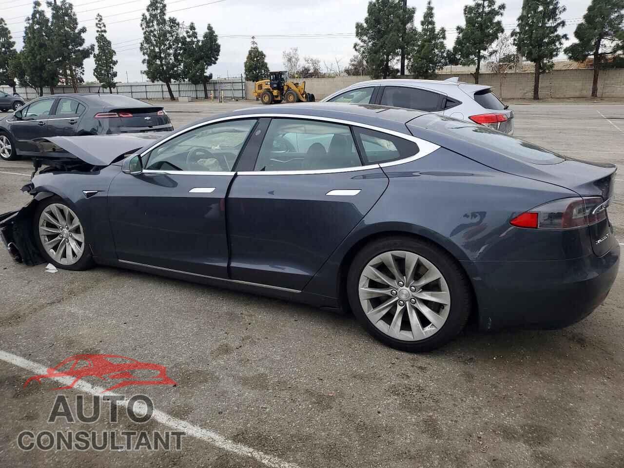 TESLA MODEL S 2018 - 5YJSA1E20JF282651