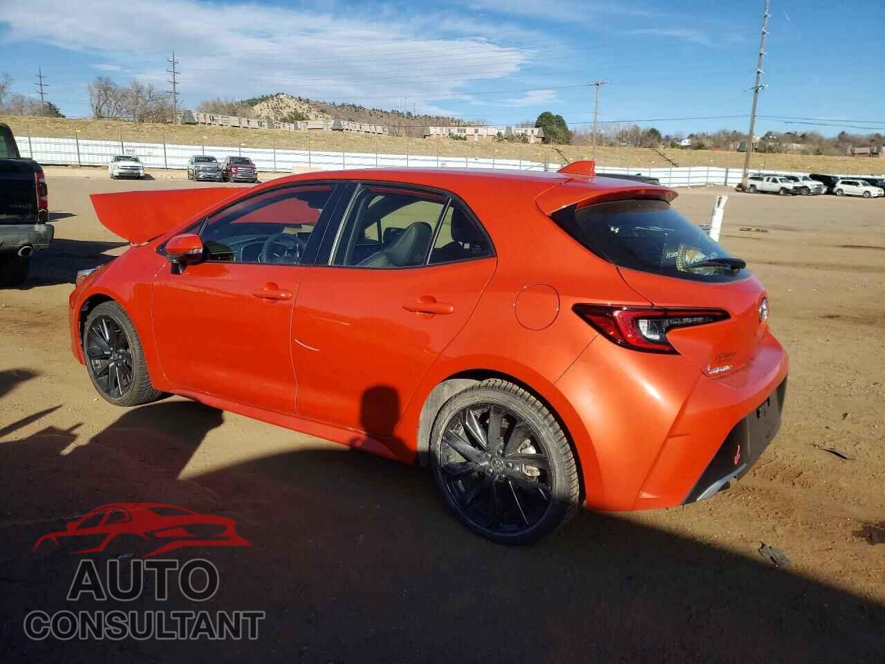 TOYOTA COROLLA 2023 - JTNC4MBE4P3200143