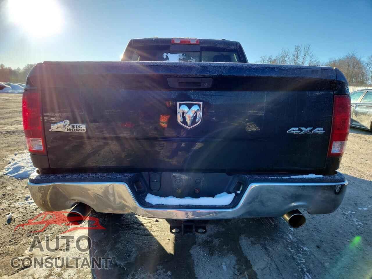 DODGE RAM 1500 2012 - 1C6RD7LT2CS171018