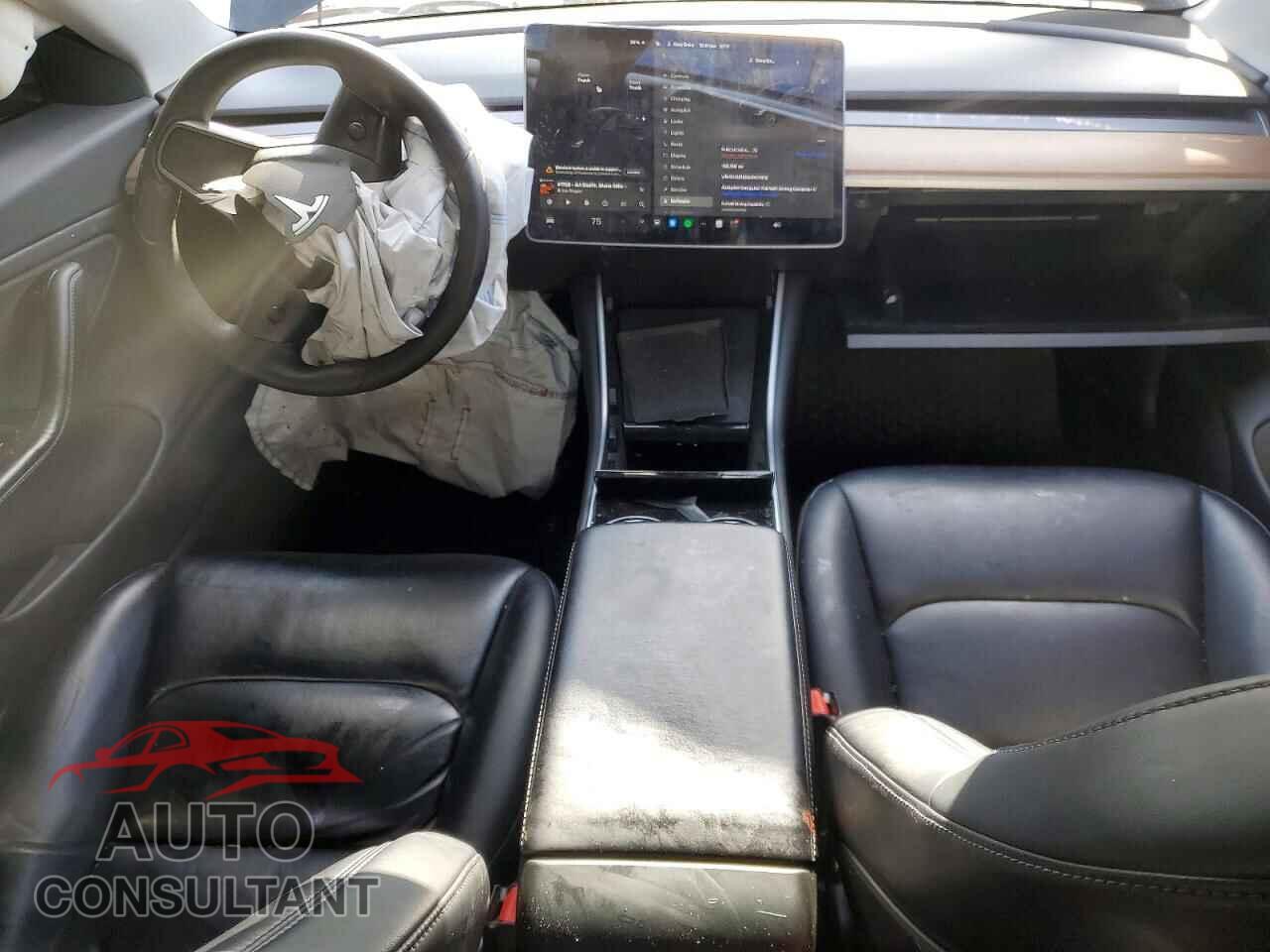 TESLA MODEL 3 2018 - 5YJ3E1EB9JF071912