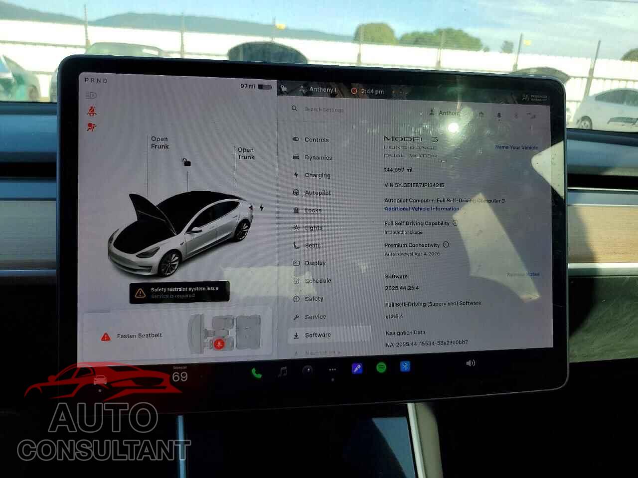 TESLA MODEL 3 2018 - 5YJ3E1EB7JF134215